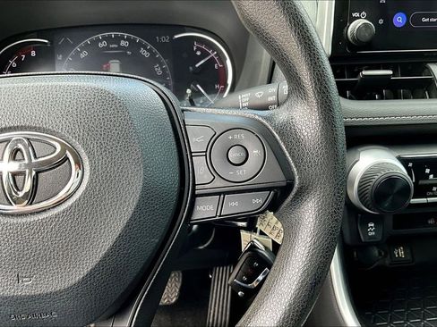 Used 2024 Toyota RAV4 LE image 14
