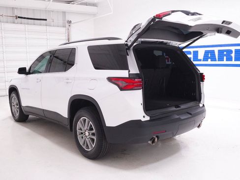 Used 2023 Chevrolet Traverse LT FWD image 40