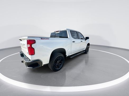 Used 2021 Chevrolet Silverado 1500 LT Trail Boss w/ Convenience Package II image 8