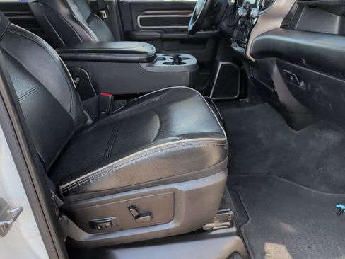 Used 2024 RAM 2500 Laramie AWD/4WD image 41