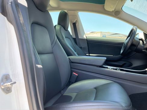 Used 2019 Tesla Model 3 Long Range RWD image 20
