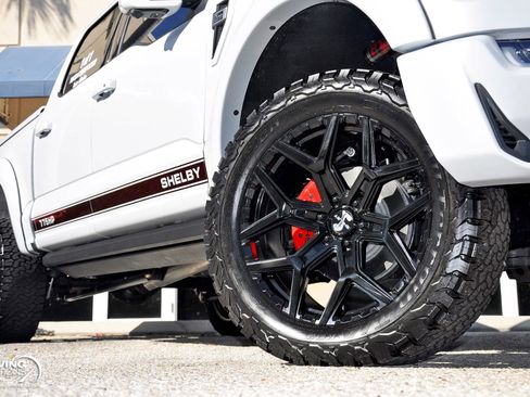 Used 2021 Ford F150 Lariat w/ Equipment Group 502A High image 10