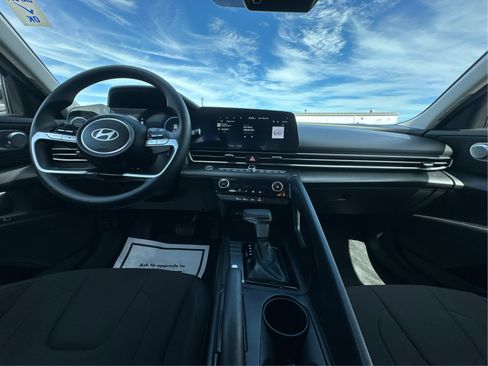 Certified 2024 Hyundai Elantra SEL FWD image 26