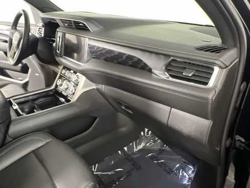 Certified 2023 GMC Yukon Denali AWD/4WD image 30