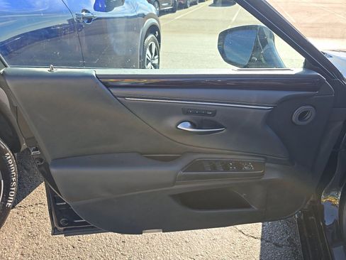 Used 2020 Lexus ES 350 w/ Premium Package FWD image 10