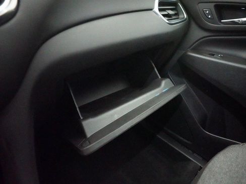 Certified 2024 Chevrolet Equinox LT image 30