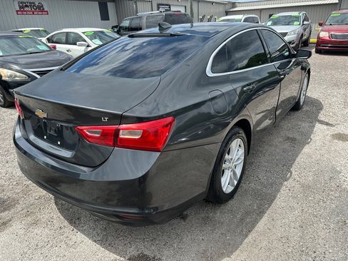 Used 2018 Chevrolet Malibu LT FWD image 6