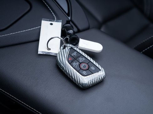 Used 2024 Chevrolet Corvette Z06 RWD image 17