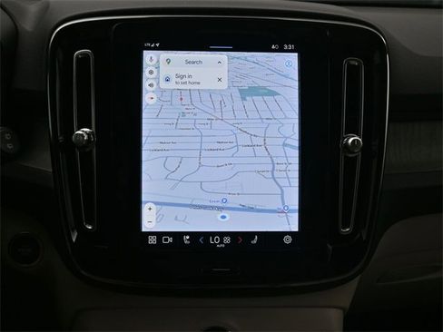 Used 2024 Volvo XC40 B5 Plus w/ Protection Package Premier image 14