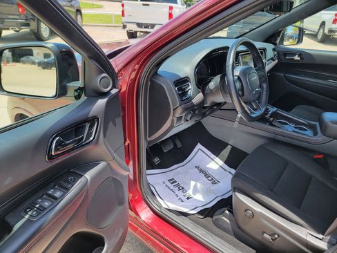 Used 2024 Dodge Durango GT image 13