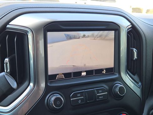 Certified 2020 Chevrolet Silverado 1500 RST w/ Texas Edition image 19