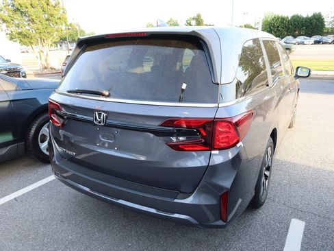 New 2026 Honda Odyssey EX-L image 4