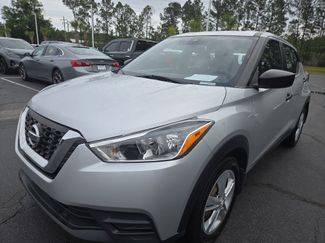 Used 2020 Nissan Kicks S video 1