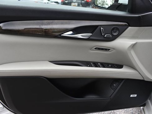 Used 2018 Cadillac CT6 Luxury AWD/4WD image 17