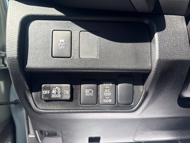 Certified 2023 Toyota Tacoma TRD Sport AWD/4WD image 19
