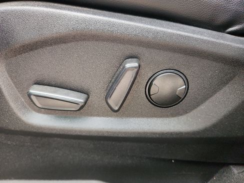 Used 2022 Ford Edge SEL image 14