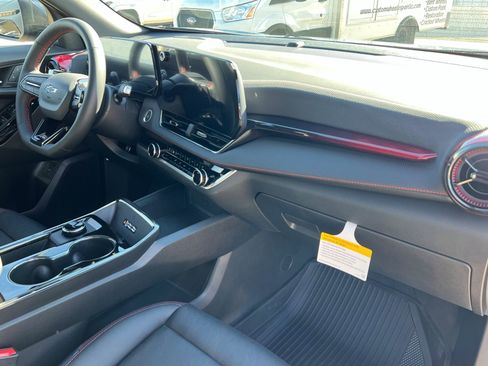 New 2026 Chevrolet Equinox RS image 25