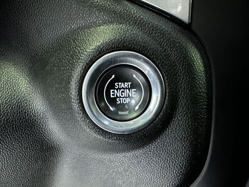 Used 2019 Chevrolet Silverado 1500 LT w/ All-Star Edition AWD/4WD image 16