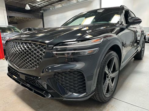 Used 2025 Genesis GV70 2.5T w/ Sport Prestige Package AWD/4WD image 6