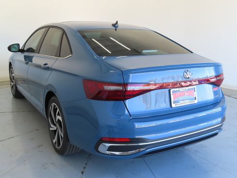 New 2026 Volkswagen Jetta SEL image 7