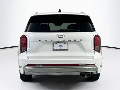 Used 2024 Hyundai Palisade Calligraphy FWD image 6