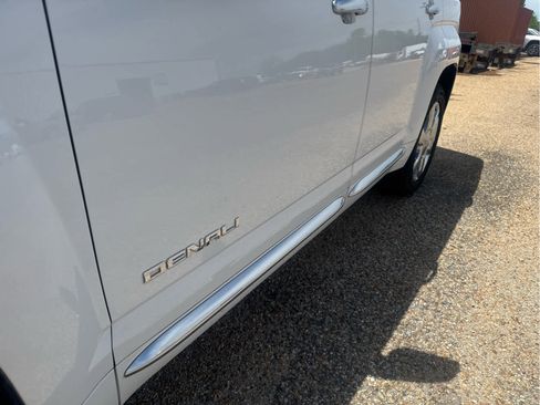 Used 2015 GMC Terrain Denali w/ Cargo Package image 14