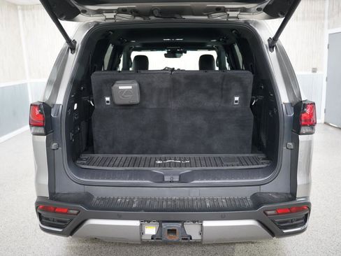 Used 2023 Lexus LX 600 4WD w/ Luxury Package image 44