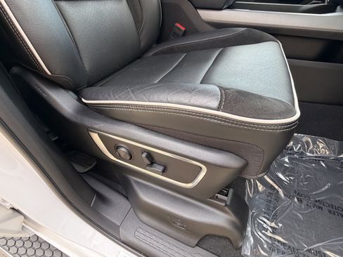 Used 2025 RAM 1500 Laramie w/ Sport Appearance Package image 20