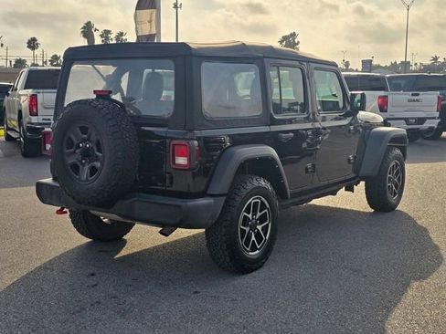Used 2022 Jeep Wrangler Unlimited Sport AWD/4WD image 6