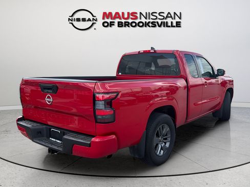 Certified 2025 Nissan Frontier SV RWD image 7