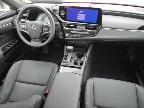 Certified 2025 Lexus ES 300h w/ Premium Package image 35