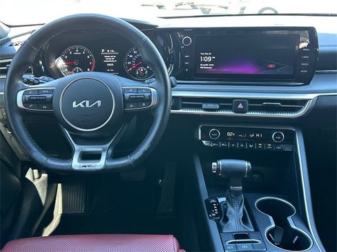Used 2023 Kia K5 GT-Line image 13