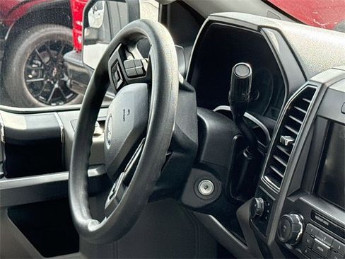 Used 2019 Ford F150 XLT image 13