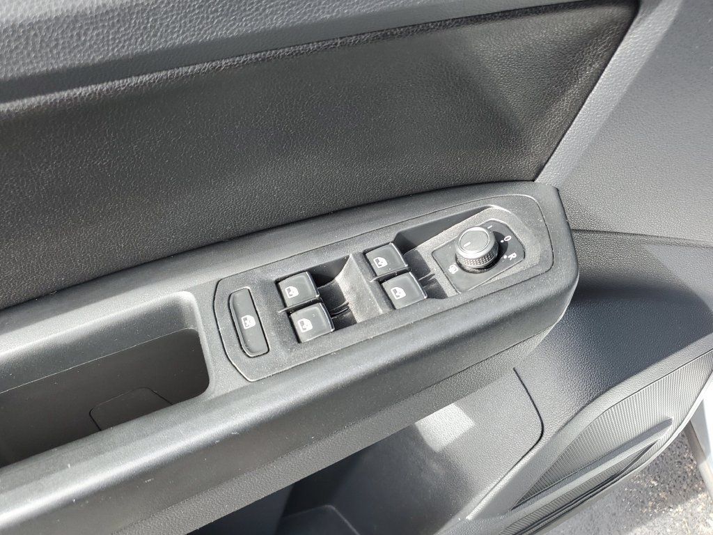 Used 2018 Volkswagen Atlas SE AWD/4WD image 22