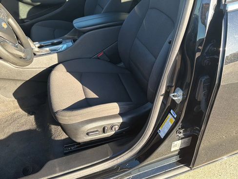 Used 2020 Chevrolet Malibu LT FWD image 73