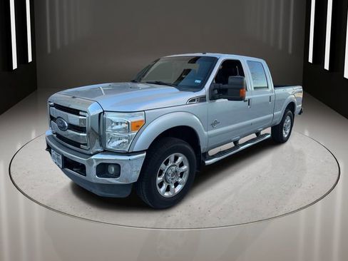 Used 2016 Ford F250 Lariat w/ Lariat Interior Package image 1