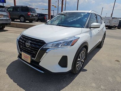 Used 2022 Nissan Kicks SV
