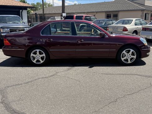 Used 2003 Lexus LS 430 RWD image 22