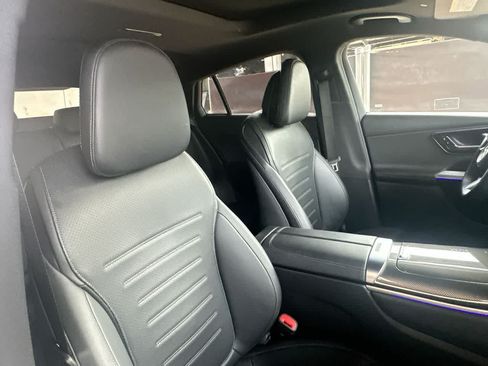 Used 2025 Mercedes-Benz GLC 300 4MATIC w/ AMG Line image 27
