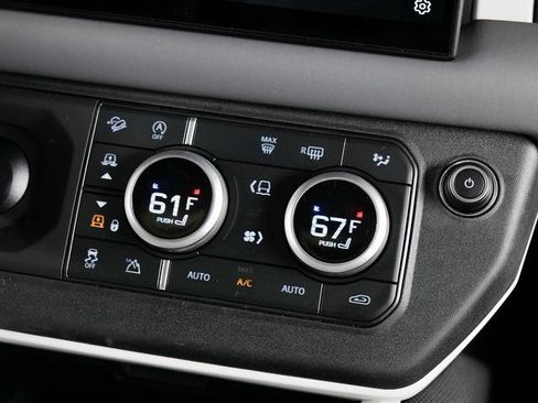 Certified 2025 Land Rover Defender 110 S AWD/4WD image 16