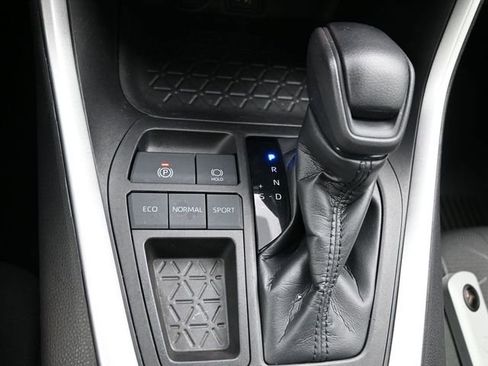 Used 2023 Toyota RAV4 XLE image 15