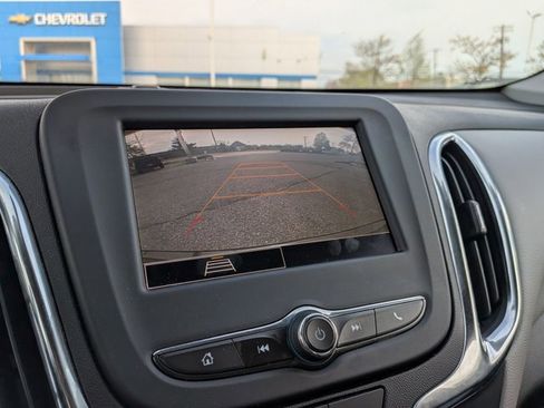 Used 2024 Chevrolet Equinox LT image 12