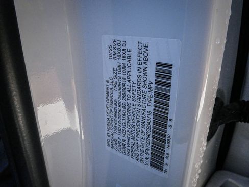 Used 2025 Honda Pilot EX-L image 33