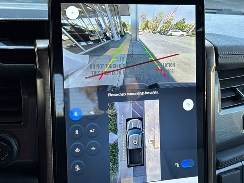 New 2025 Ford F150 Lightning Lariat image 16