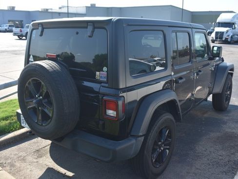 Used 2022 Jeep Wrangler Unlimited Sport AWD/4WD image 4
