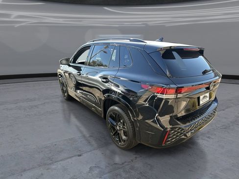 New 2026 Volkswagen Tiguan SE R-Line AWD/4WD image 4