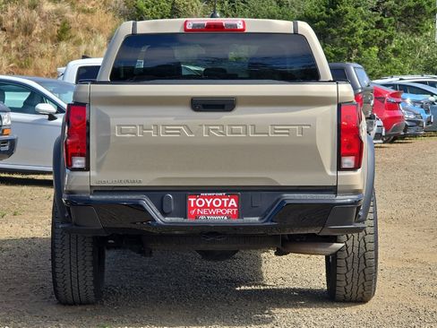 Used 2023 Chevrolet Colorado Trail Boss AWD/4WD image 5