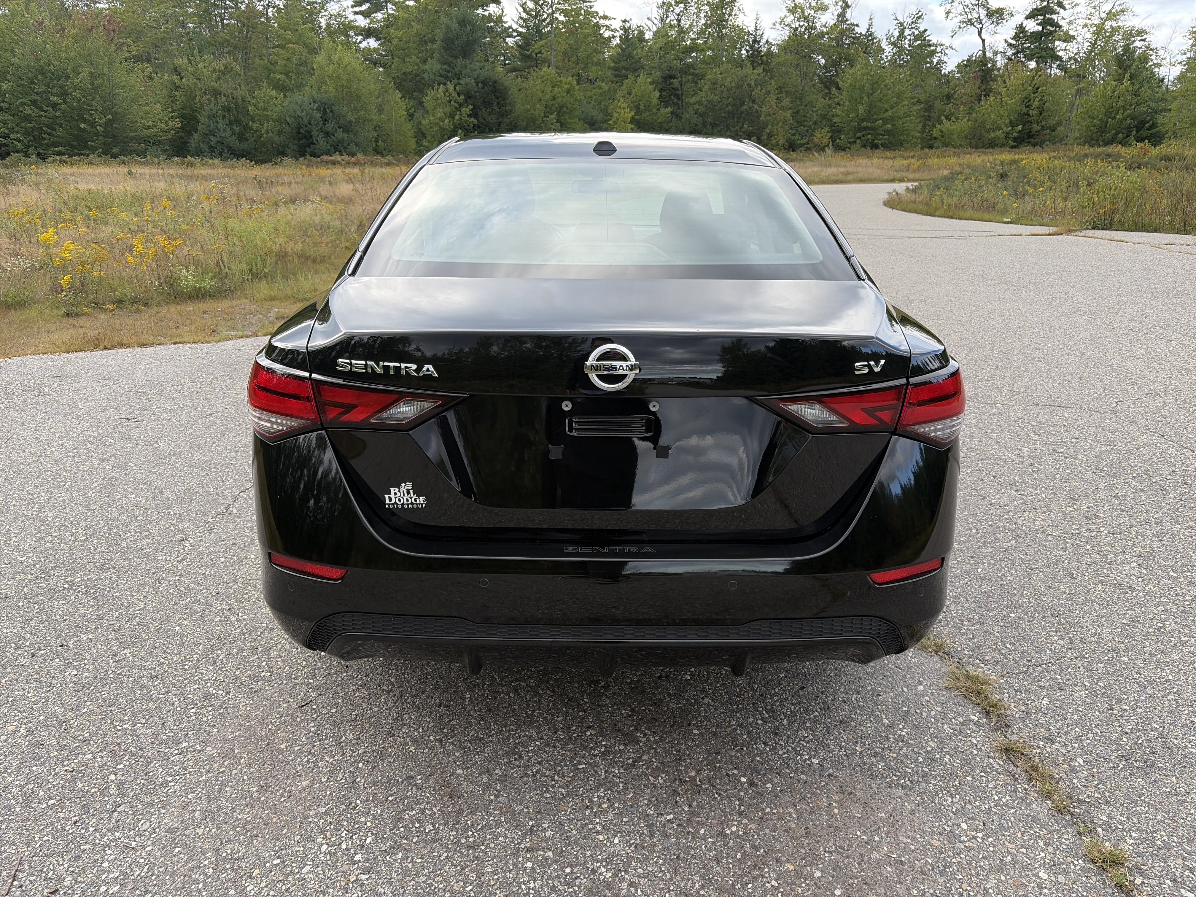 Certified 2023 Nissan Sentra SV w/ Trunk Package FWD image 9