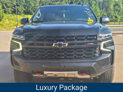 Certified 2024 Chevrolet Tahoe Z71 w/ Luxury Package AWD/4WD image 5