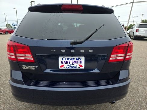 Used 2019 Dodge Journey SE image 7